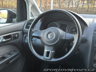 Volkswagen Ostatní modely Touran 1,4 TSI 140PS  Cross 2011