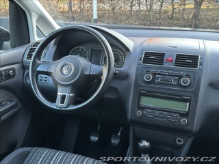 Volkswagen Ostatní modely Touran 1,4 TSI 140PS  Cross 2011