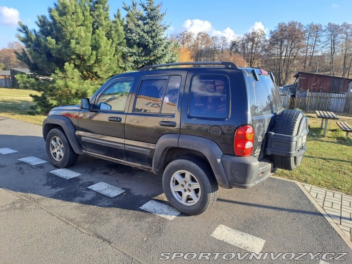 Ostatní značky Ostatní modely Jeep Cherokee 2,8 2005