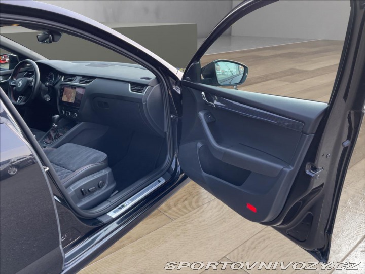 Škoda Octavia RS 2,0 TDi DSG 4x4 RS*Nez.To 2018