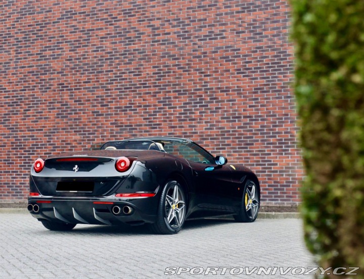 Ferrari Ostatní modely California T 3.9 V8 , Kamera, komplet 2016