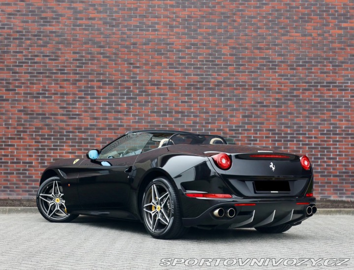 Ferrari Ostatní modely California T  3.9 V8 , Kamera, komplet 2016