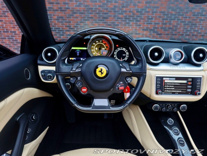 Ferrari Ostatní modely California T  3.9 V8 , Kamera, komplet 2016