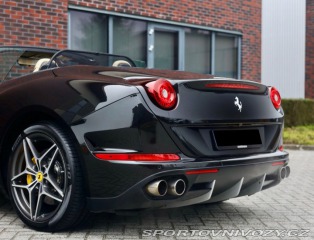 Ferrari Ostatní modely California T  3.9 V8 , Kamera, komplet 2016