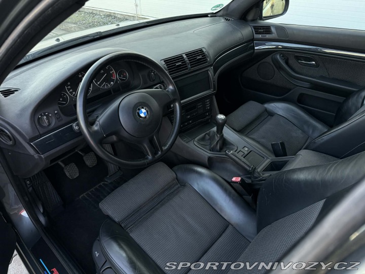BMW 5 BMW E39 520i 6 válec 2003