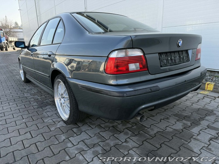 BMW 3 BMW E39 320i 6 válec 2003