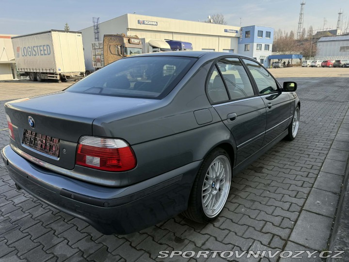 BMW 3 BMW E39 320i 6 válec 2003