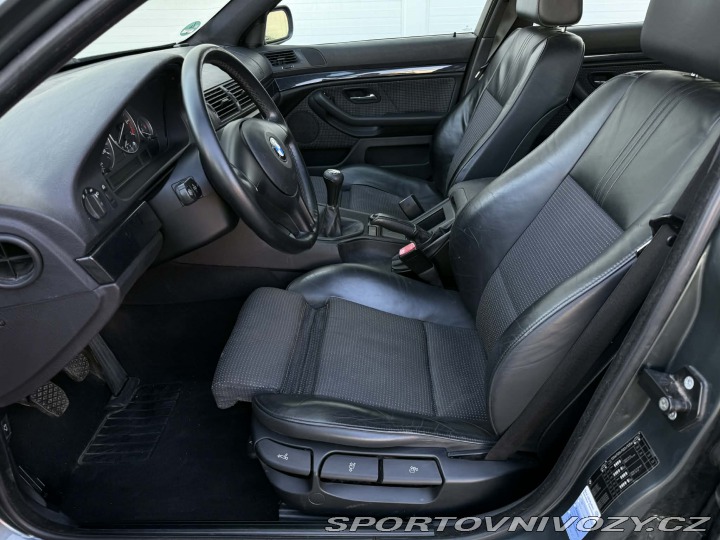 BMW 3 BMW E39 320i 6 válec 2003