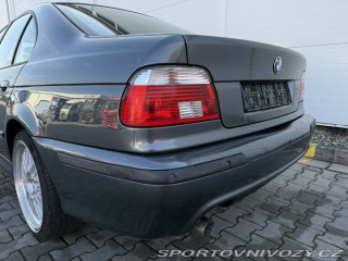 BMW 3 BMW E39 320i 6 válec 2003