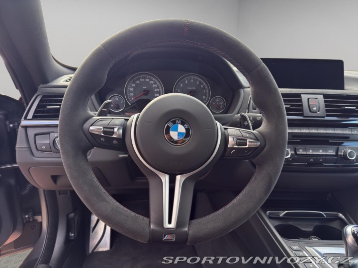 BMW M4 GTS 2016