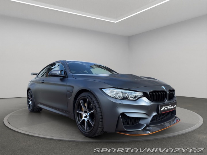 BMW M4 GTS 2016