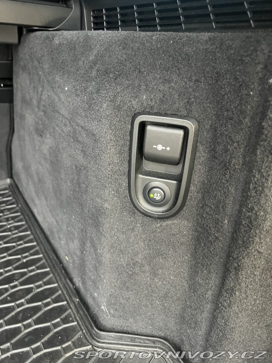 BMW 5 540i touring, záruka 2/27 2022