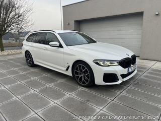 BMW 5 540i touring, záruka 2/27 2022