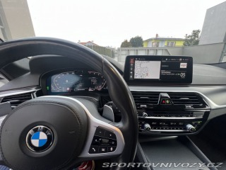 BMW 5 540i touring, záruka 2/27 2022