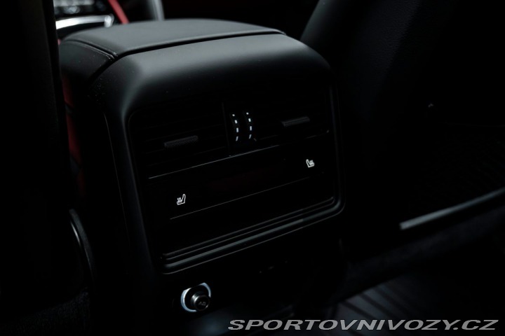 Porsche Cayenne PANO, HD-MATRIX, INNO, VÝ 2025