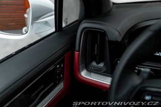 Porsche Cayenne PANO, HD-MATRIX, INNO, VÝ 2025
