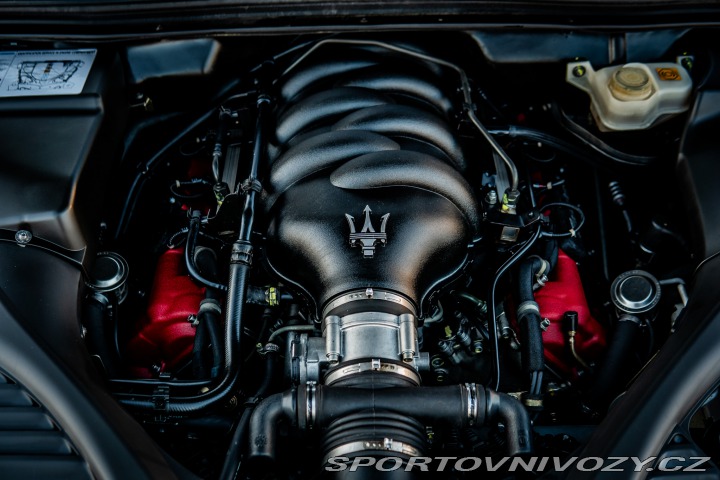 Maserati Quattroporte V MQP krásné 64 tkm naj 2006