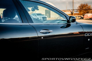 Maserati Quattroporte V MQP krásné 64 tkm naj 2006