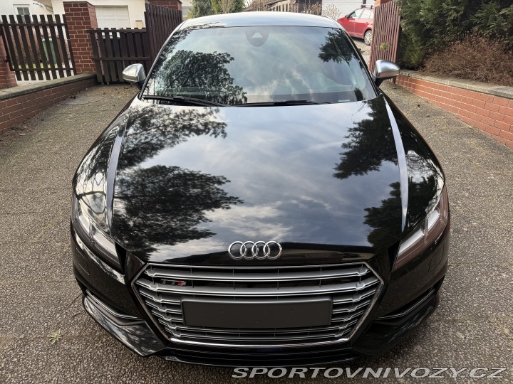 Audi TT TTS 2015