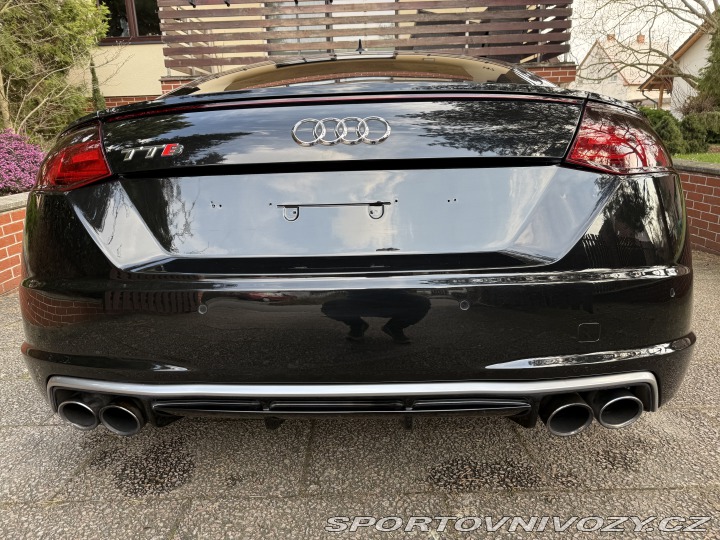 Audi TT TTS 2015