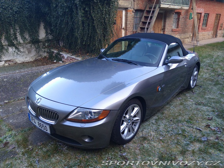 BMW Z4  2003