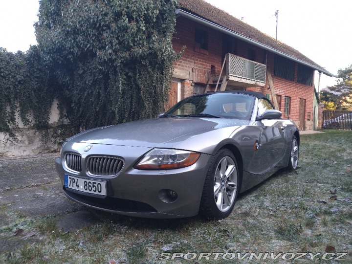 BMW Z4  2003