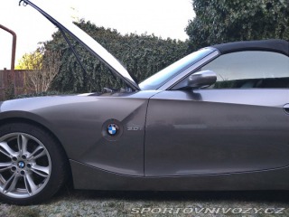 BMW Z4  2003