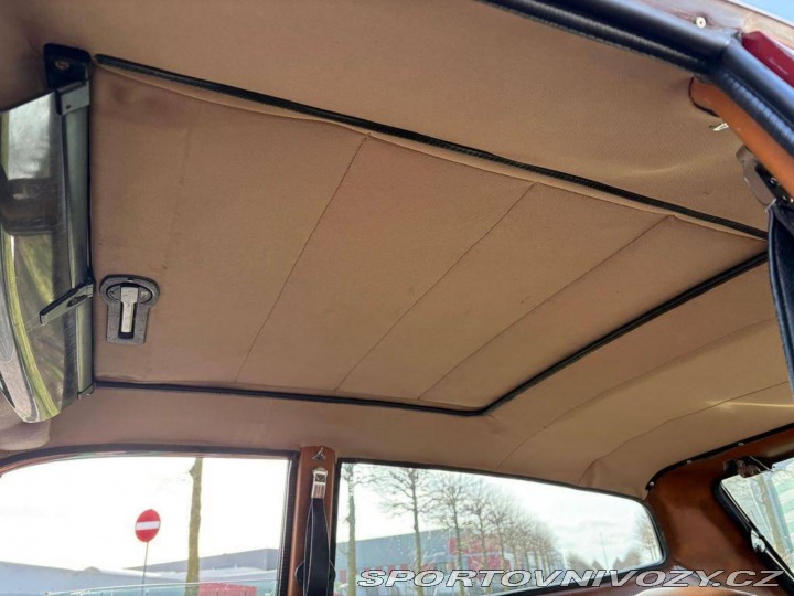 Ostatní značky Ostatní modely Reliant SE5A Scimitar 1973