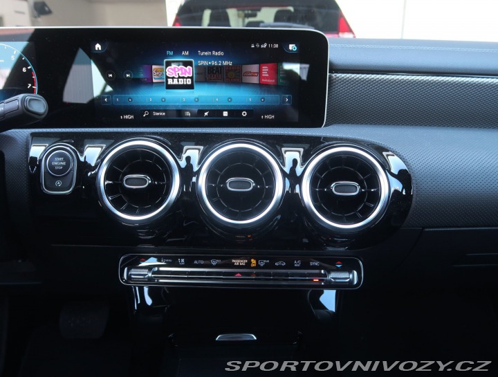 Mercedes-Benz CLA AMG Paket 180 2021