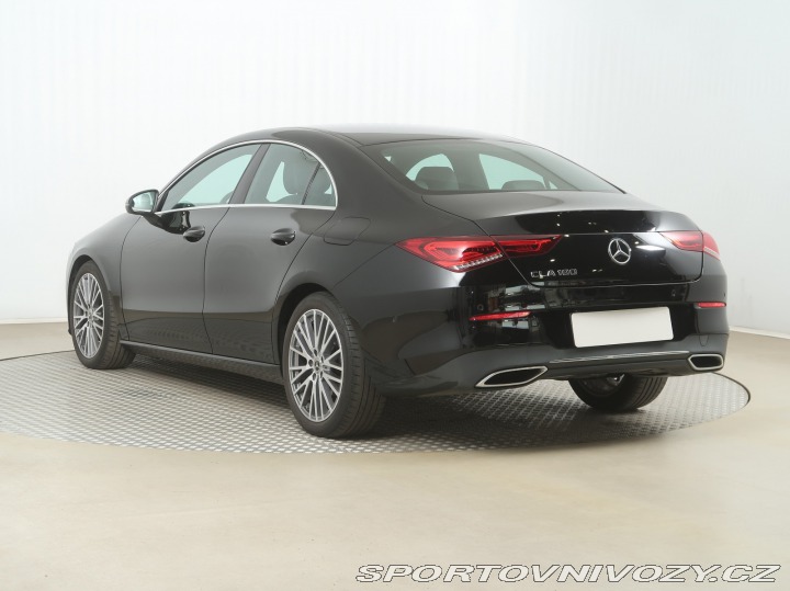 Mercedes-Benz CLA AMG Paket 180 2021
