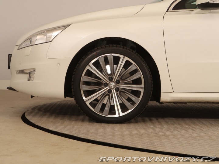 Peugeot 508 2.2 HDi 2012