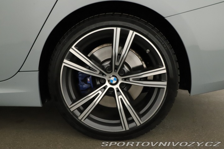 BMW 3 330i xDrive 2024