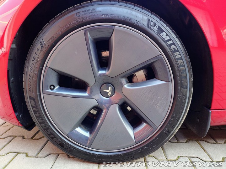 Tesla Model 3 Long Range Dual Motor 366 2021