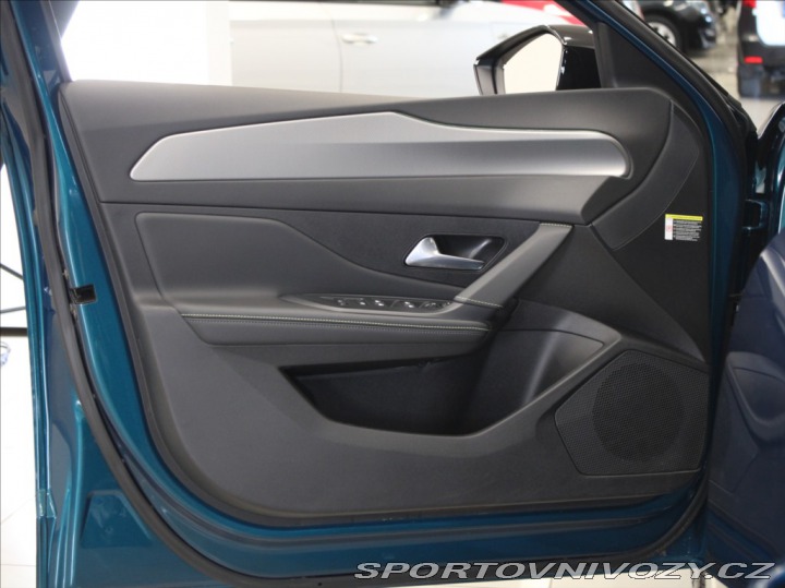 Peugeot 308 1,2 PT 96kW AT GT-line 22 2024