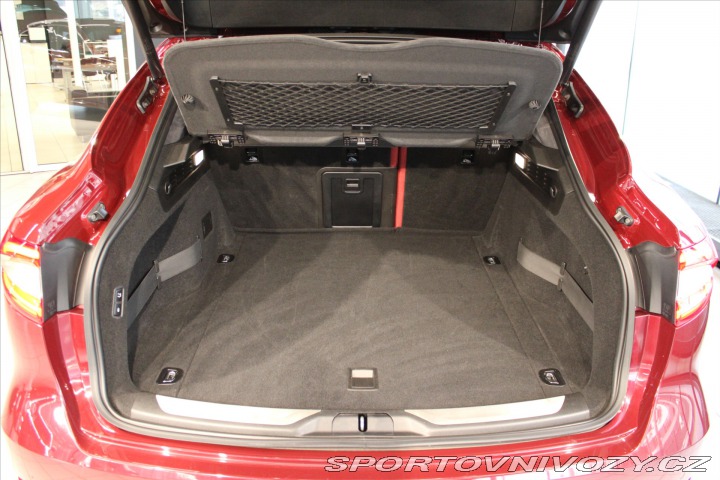 Maserati Levante SQ4 GranLusso ACC/Pano/B& 2017