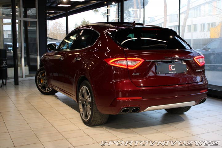 Maserati Levante SQ4 GranLusso ACC/Pano/B& 2017