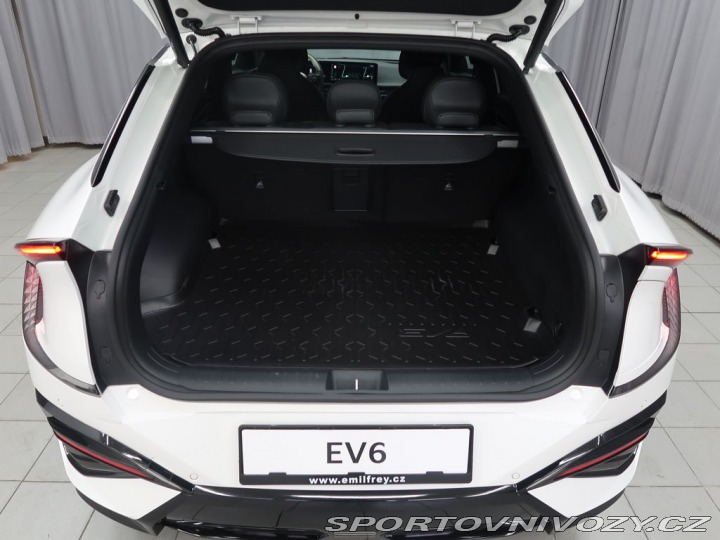 Kia EV6 GT-line - K odběru IHNED 2026
