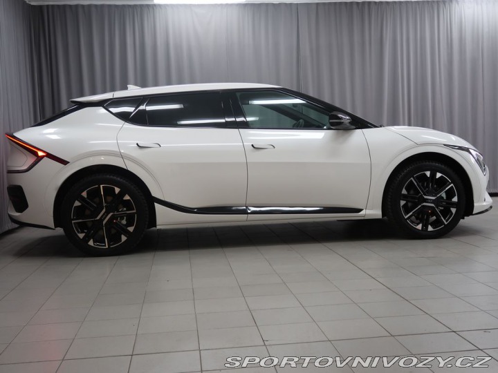 Kia EV6 GT-line - K odběru IHNED 2026