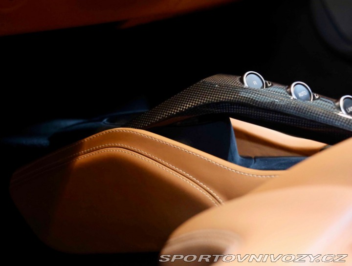 Ferrari 488 GTB HELE | Rosso Fuoco - 2018