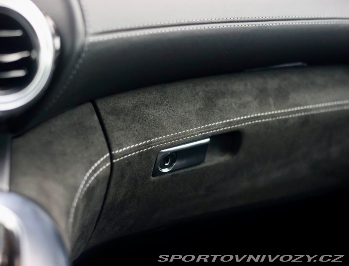 Mercedes-Benz AMG GT Mercedes- roadster C A/T 2017