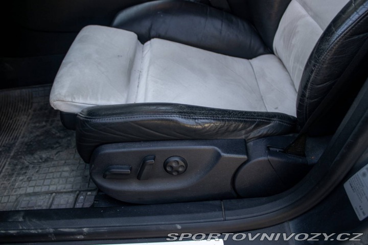 Audi S4 4.2 / V8 / 253kW / M6 / 2004