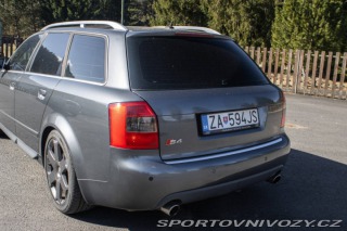 Audi S4 4.2 / V8 / 253kW / M6 / 2004