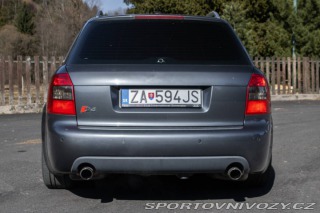 Audi S4 4.2 / V8 / 253kW / M6 / 2004