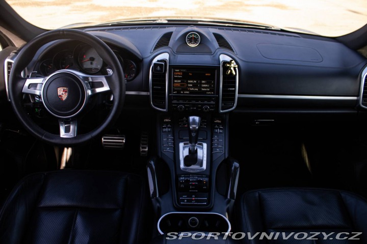 Porsche Cayenne S 4,2 V8 281 kW / MOŽNÝ 2013