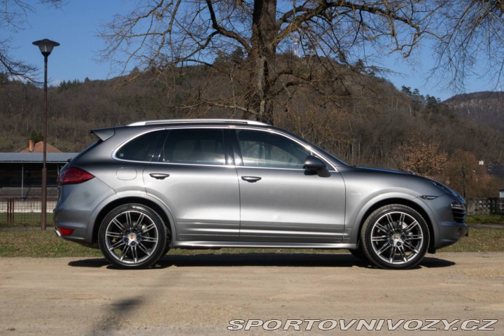 Porsche Cayenne S 4,2 V8 281 kW / MOŽNÝ 2013