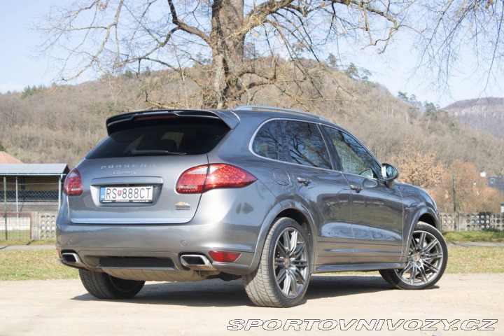 Porsche Cayenne S 4,2 V8 281 kW / MOŽNÝ 2013