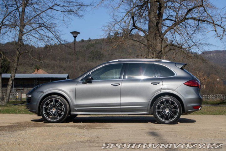 Porsche Cayenne S 4,2 V8 281 kW / MOŽNÝ 2013