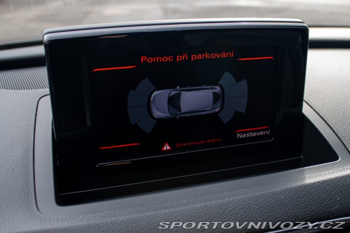 Audi RS Q3 2.5 TFSI 250 kW,  S tron 2016