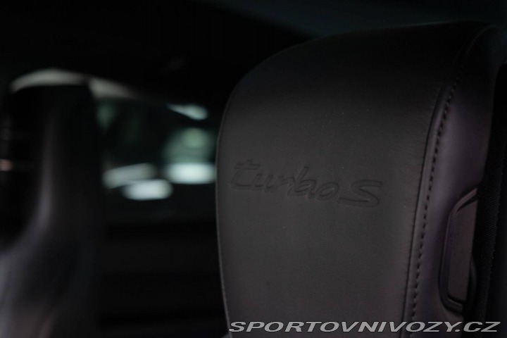 Porsche Taycan Turbo S 2020