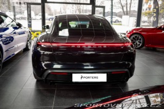 Porsche Taycan Turbo S 2020